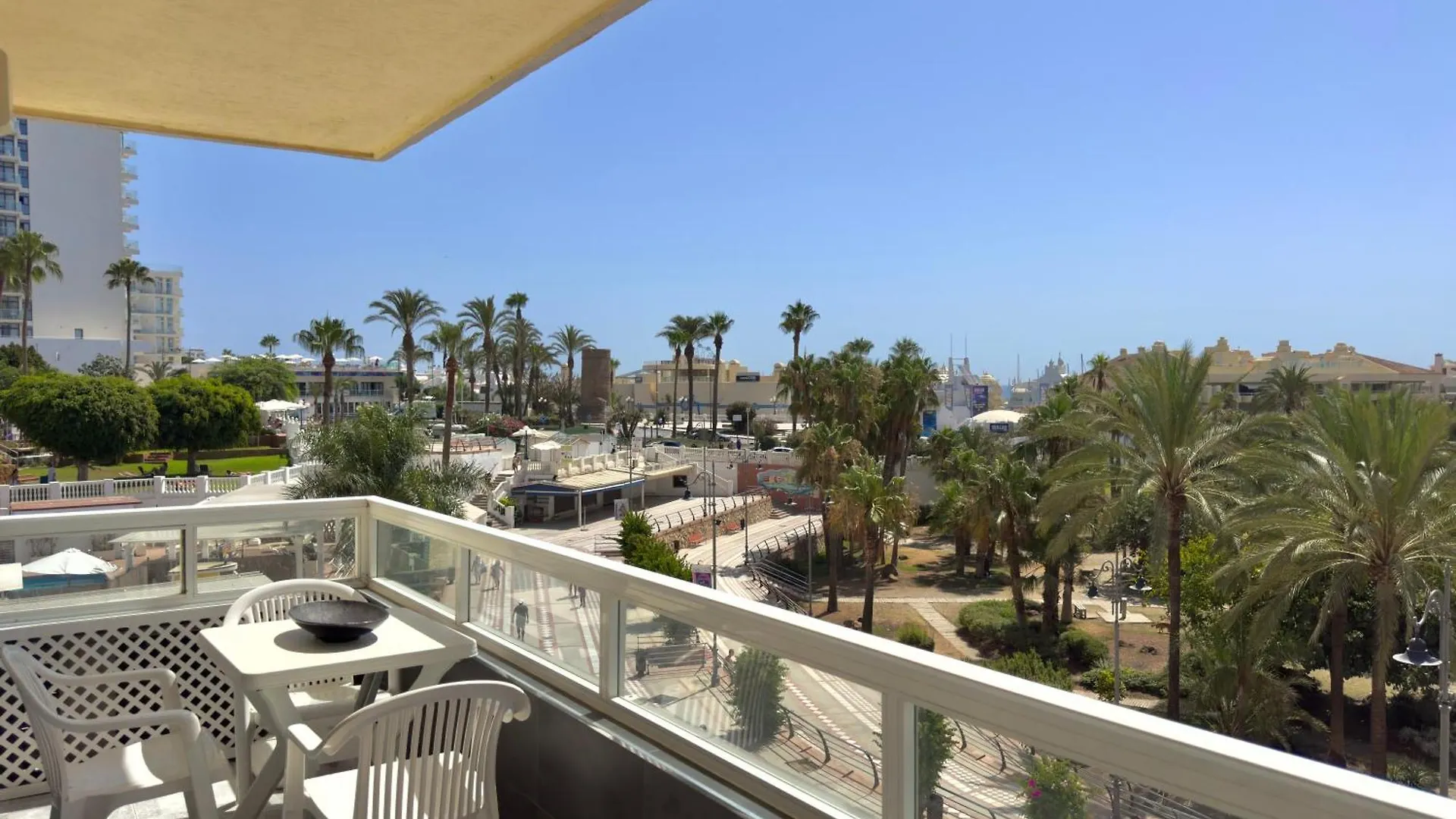 Lägenhet Apartamento Vistas Al Mar Junto Puerto Marina Benalmádena