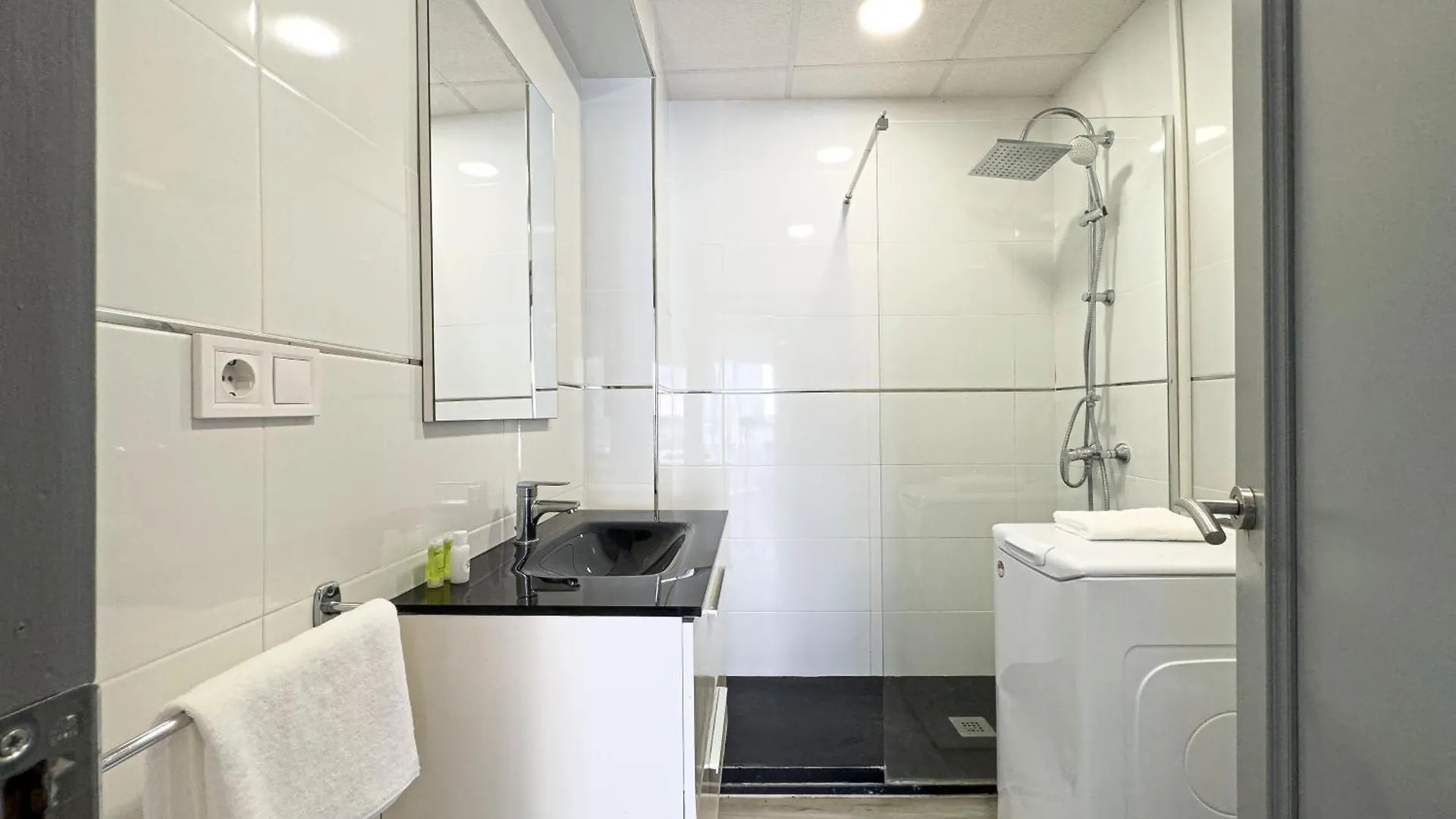 Apartamento Vistas Al Mar Junto Puerto Marina Benalmádena Lägenhet